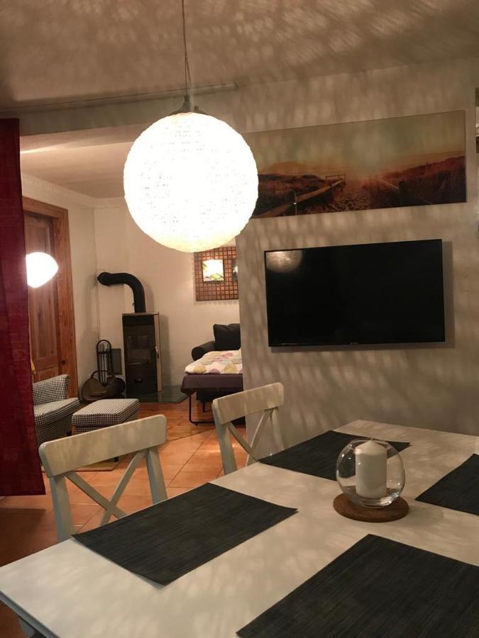 Schoene Ruhige Wohnung Mit Terrasse Und Parkplatz Greifswald Exterior photo