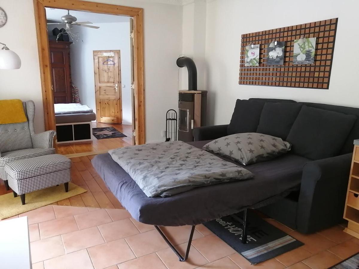Schoene Ruhige Wohnung Mit Terrasse Und Parkplatz Greifswald Exterior photo